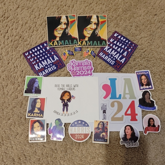 Kamala Harris Accessory Bundle, 28-piece - Picture 2 of 6